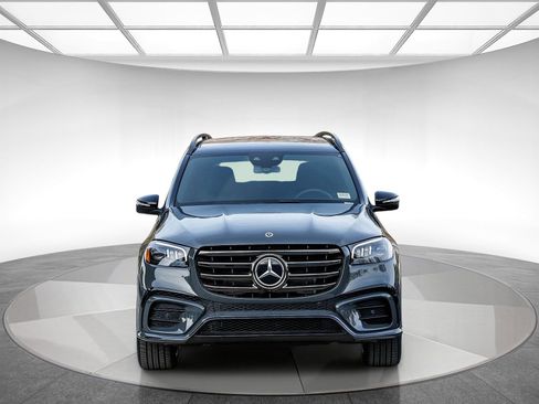New 2026 Mercedes-Benz GLS 450 4MATIC image 6