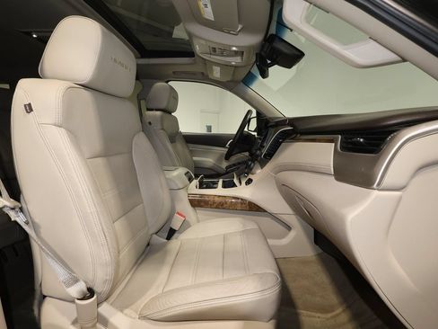 Used 2015 GMC Yukon Denali w/ Open Road Package AWD/4WD image 19