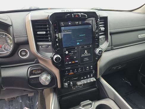 Used 2022 RAM 1500 Laramie RWD image 17