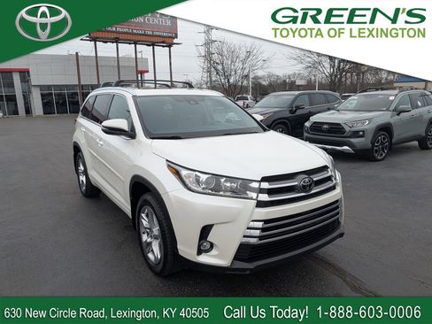 Used 2019 Toyota Highlander Limited image 1