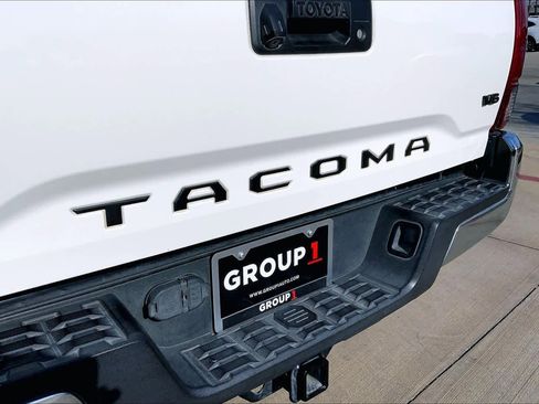 Used 2021 Toyota Tacoma SR5 image 30