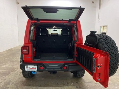 Used 2022 Jeep Wrangler Unlimited Rubicon 4xe w/ Cold Weather Group image 7