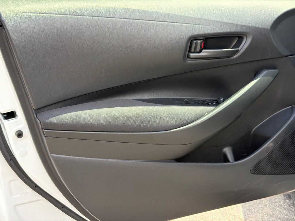Used 2023 Toyota Corolla LE FWD image 16
