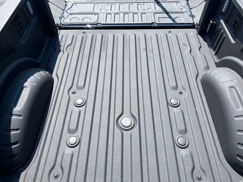 New 2025 Ford F250 Lariat w/ Lariat Ultimate Package image 47