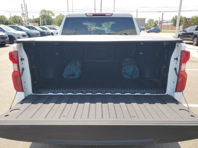 Certified 2025 Chevrolet Silverado 1500 LT AWD/4WD image 24
