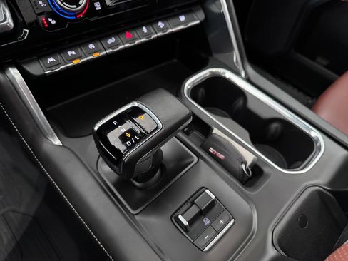 Certified 2023 GMC Sierra 1500 Denali Ultimate AWD/4WD image 23