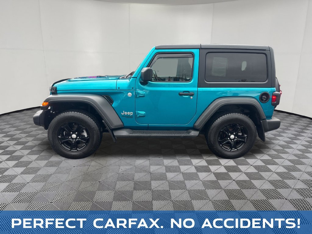 Used 2020 Jeep Wrangler Sport AWD/4WD image 3