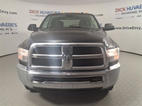 Used 2017 RAM 3500 Tradesman w/ Chrome Appearance Group image 2