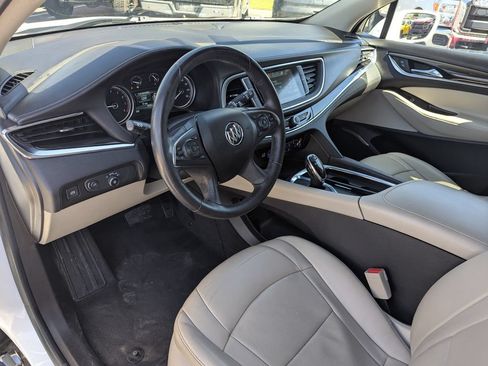 Used 2019 Buick Enclave Essence AWD/4WD image 25