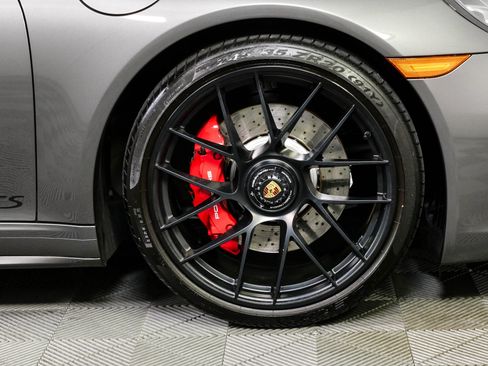 Certified 2018 Porsche 911 Carrera GTS RWD image 41