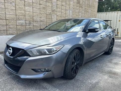 Used 2018 Nissan Maxima SR w/ Midnight Edition FWD image 13
