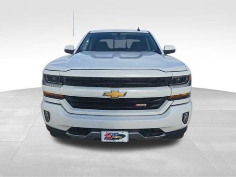 Certified 2018 Chevrolet Silverado 1500 LT w/ All Star Edition image 3
