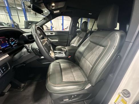 Used 2023 Ford Explorer Timberline w/ Timberline Technology Package AWD/4WD image 17