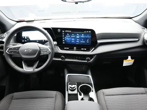 New 2026 Chevrolet Equinox LT w/ Midnight Edition FWD image 26