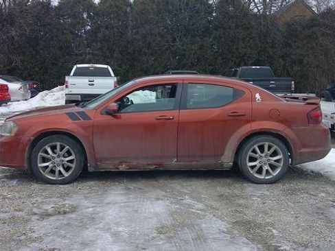 Used 2012 Dodge Avenger R/T image 5