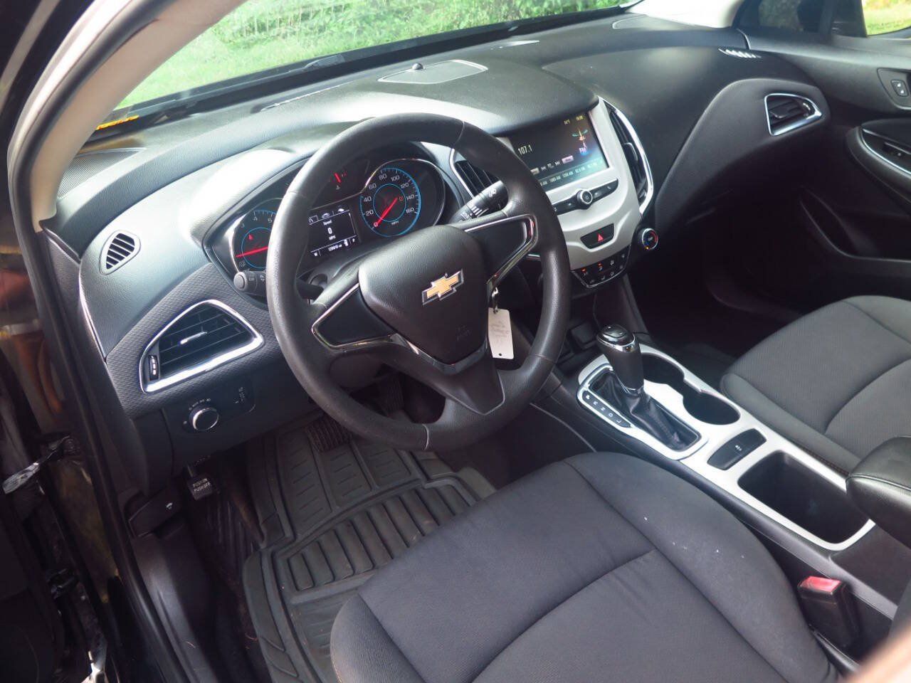 Used 2016 Chevrolet Cruze LS FWD image 7