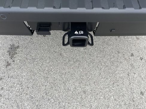 New 2025 Ford Maverick XL w/ Equipment Group 101A image 10