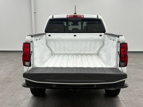Used 2025 Chevrolet Colorado W/T w/ Advanced Trailering Package RWD image 8