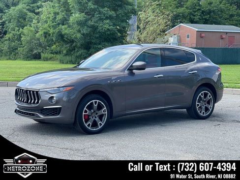 Used 2022 Maserati Levante GT image 3