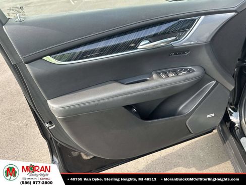 Certified 2023 Cadillac XT6 Premium Luxury AWD/4WD image 16