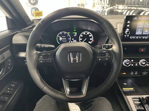 Used 2024 Honda CR-V Sport-L image 9