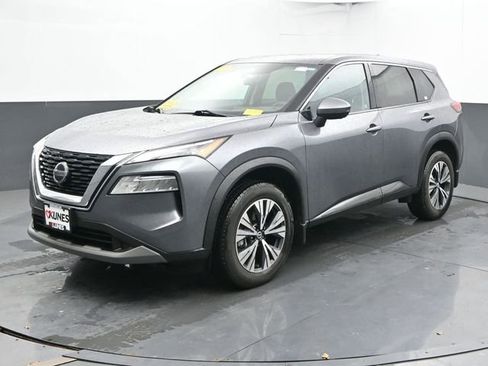 Used 2021 Nissan Rogue SV AWD/4WD image 6