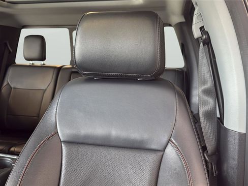 Certified 2024 Ford F250 Lariat w/ Sport Appearance Package AWD/4WD image 27