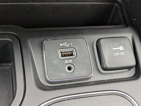 Used 2021 Jeep Cherokee Latitude Lux 80th Anniv w/ Quick Order Package 26U 80TH image 21