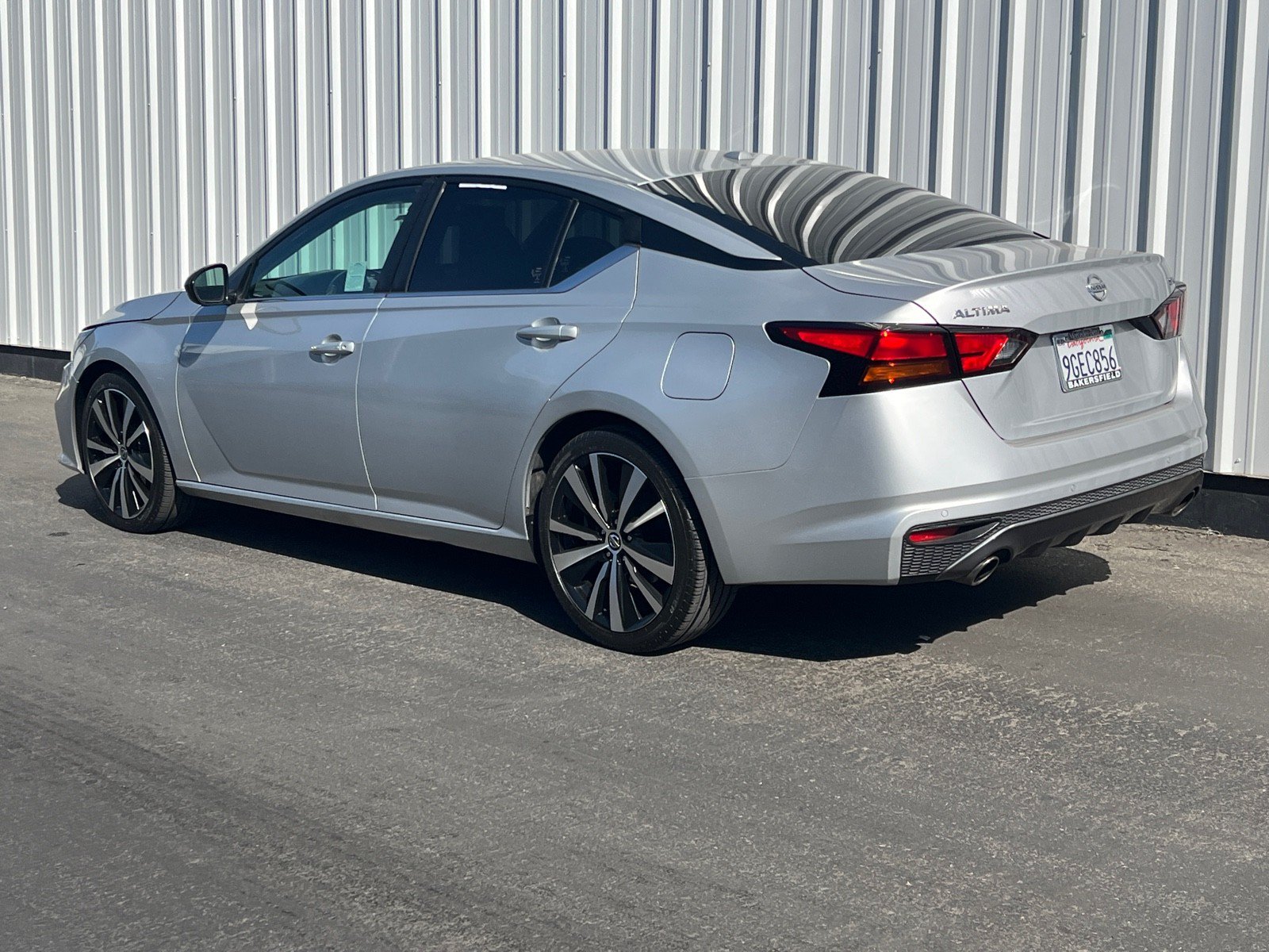 Used 2021 Nissan Altima 2.5 SR FWD image 4