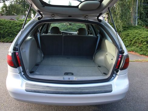 Used 2005 Ford Taurus SE FWD image 15
