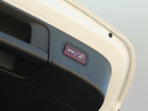 Used 2020 Mercedes-Benz GLA 250 image 40