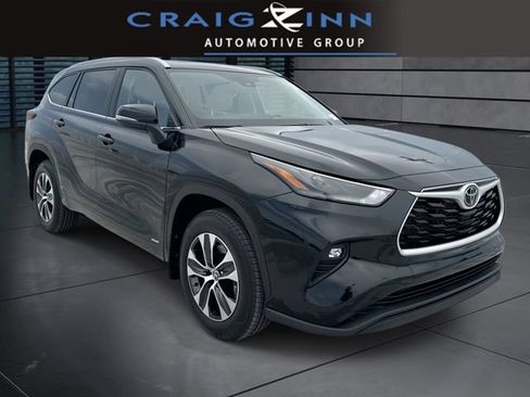 Used 2026 Toyota Highlander XLE AWD/4WD image 1
