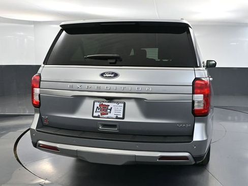 Used 2024 Ford Expedition Max XLT image 7