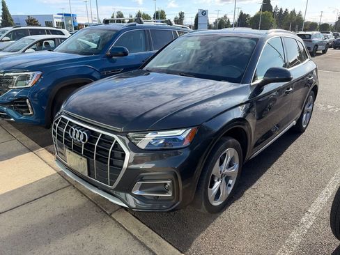 Used 2021 Audi Q5 2.0T Premium Plus w/ Premium Plus Package AWD/4WD image 1
