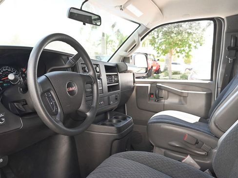 Used 2022 GMC Savana 2500 w/ Driver Convenience Package RWD image 11