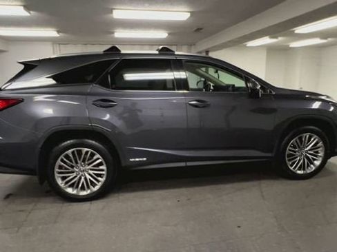 Used 2022 Lexus RX 450hL Luxury w/ Cold Area Package (CK) AWD/4WD image 9