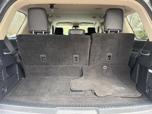 Used 2024 Ford Expedition XLT image 7