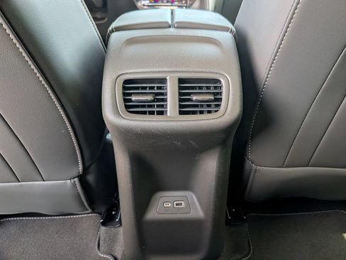 Used 2023 Buick Envision Essence FWD image 35