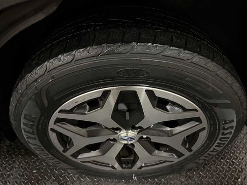 Used 2021 Subaru Forester Premium image 9