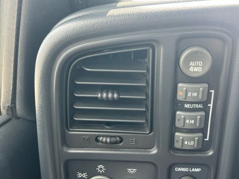 Used 2000 Chevrolet Silverado 1500 LS image 22