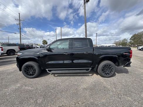 New 2026 Chevrolet Colorado W/T w/ WT Custom Package AWD/4WD image 19