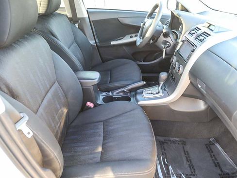 Used 2012 Toyota Corolla S image 16