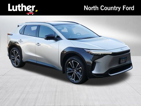 Used 2024 Toyota bZ4X Limited image 1