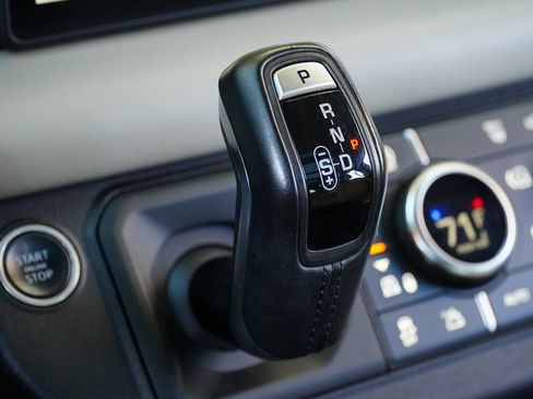 Used 2020 Land Rover Defender 110 HSE image 17