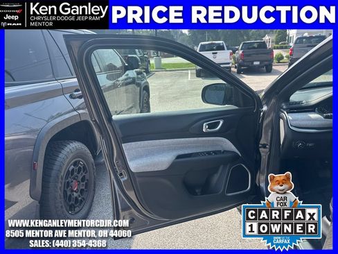 Used 2023 Jeep Compass Latitude w/ Convenience Group AWD/4WD image 11