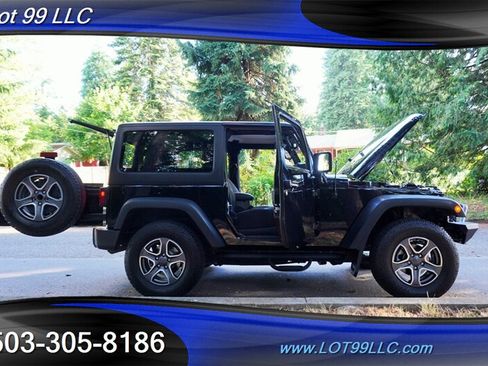 Used 2017 Jeep Wrangler Sport AWD/4WD image 26