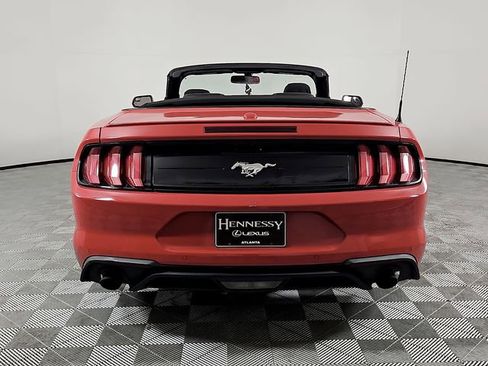 Used 2018 Ford Mustang Premium RWD image 5