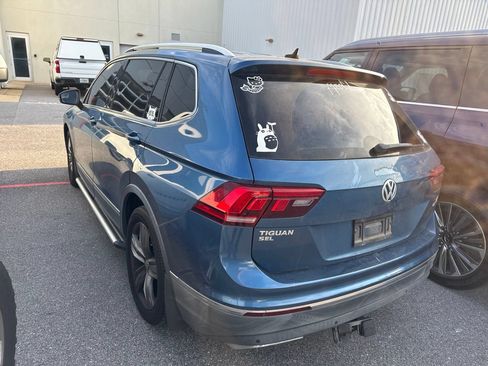 Used 2018 Volkswagen Tiguan SEL Premium AWD/4WD image 5