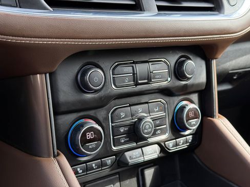 Used 2022 Chevrolet Tahoe High Country image 34