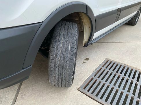 Used 2016 Ford Transit 250 148 High Roof Extended image 31